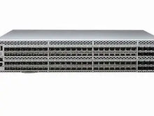 Load image into Gallery viewer, Brocade 128 ports (96 64G SFP+, 16 2x64G SFP-DD ports), 48-port base; 2x 24-port SFP+ PODs, 32-port SFP-DD POD (16 2x64G SFP-DD)
