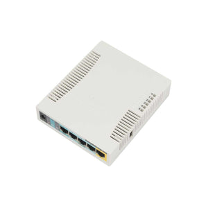 MikroTik RouterBOARD RB951Ui-2HnD, 5x LAN, built-in 2.4GHz 802b/g/n 2x2 two chain wireless with integrated antennas, desktop case, PSU