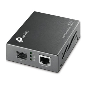 TP-Link Gigabit Ethernet SFP Media Converter, Multi-mode/Single-mode SFP module 1000BASE-X, 1×1000M SFP port, 1×10/100/1000M RJ45 port (Auto MDI/MDIX)