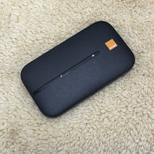 Load image into Gallery viewer, Unlocked Huawei E5783 4G LTE Cat6 WIFI Router Mobile Hotspot E5783B-230, WLAN 802.11 a/b/g/n/ac, 2.4GHz + 5GHz, 1500mAh battery, 300Mbps

