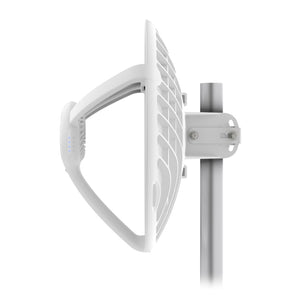 UBIQUITI GBE-LR UISP airMAX GigaBeam Long-Range 60/5 GHz Radio airMAX 60 GHz/5 GHz Radio with 1+ Gbps throughput and up to 2 km