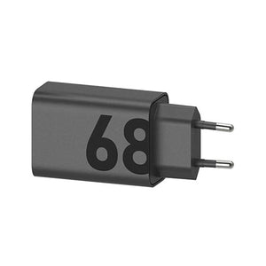 Motorola TurboPower 68W USB-C Charger With 6.5A USB-C Cable SJMC682, Slim and small, 68W USB-PD 3.0 charger, Compatible with SAMSUNG, Apple, Huawei