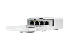 Load image into Gallery viewer, Ubiquiti NanoSwitch 4 x port POE switch (1xGigabit 24V PoE In Port, 3xGigabit 24V PoE Out Port), Outdoor, PoE Passthrough
