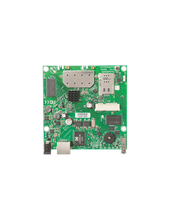Load image into Gallery viewer, MikroTik RouterBOARD 912UAG-5HPnD with 5GHz radio, 1 Gb port, 1 MiniPCI-e, 1 USB, 1 Sim slot &amp; 2 MMCX, 600MHz CPU, 64MB RAM, 802.11a/n dual chain, ROS
