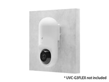 Load image into Gallery viewer, Ubiquiti UniFi Protect G3 &amp; G5 Flex Professional Wall Mount, flexible outdoor mounting option, IPX4-rated for splash resistance | UVC-Flex-PWM-WT
